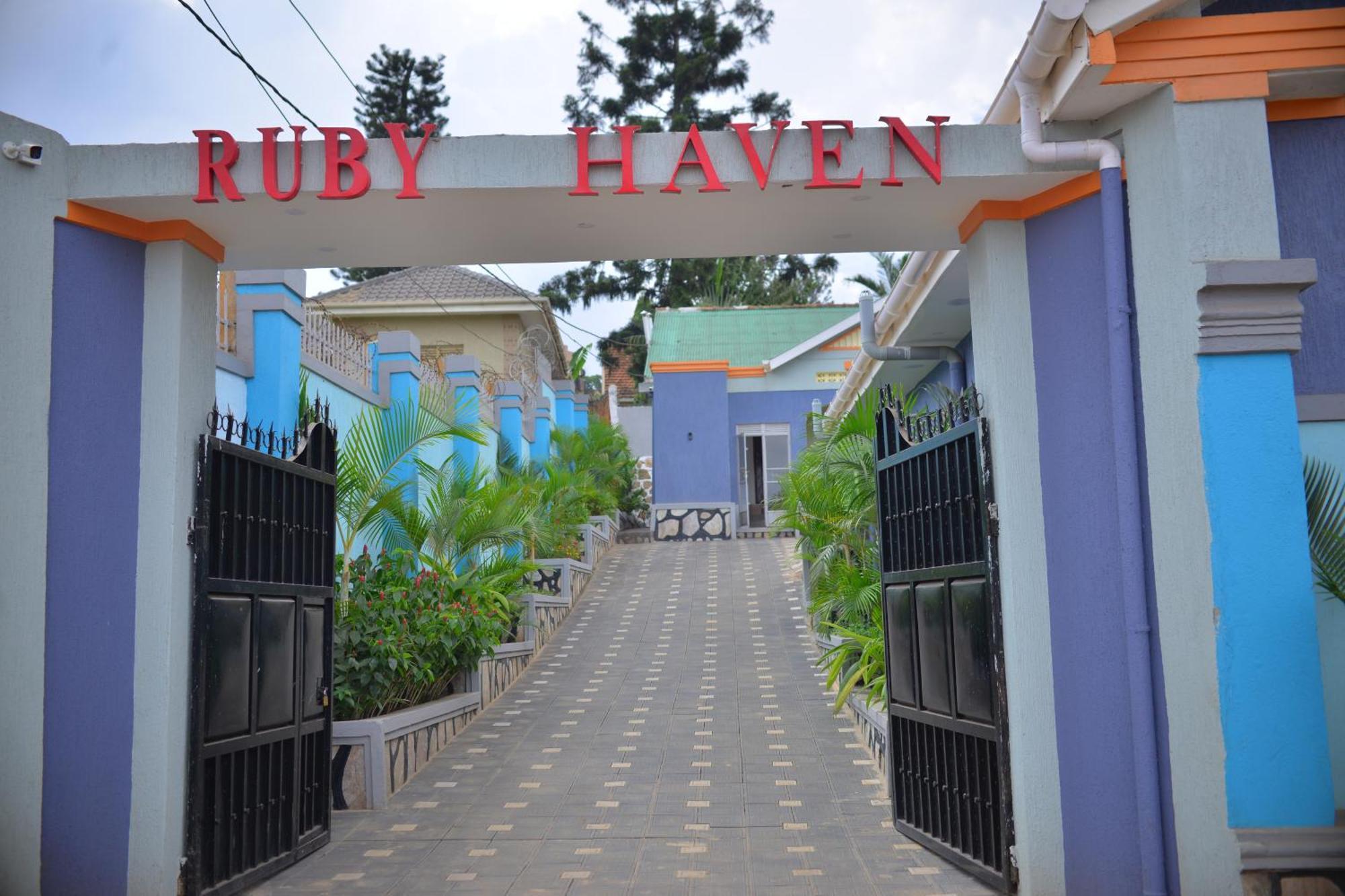 Ruby Haven Kampala Exterior foto